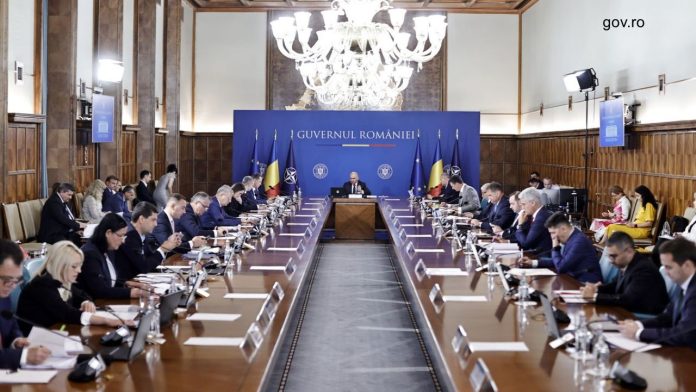 Guvernul României Aproape 27.000 de posturi au dispărut, în 6 luni, din aparatul bugetar