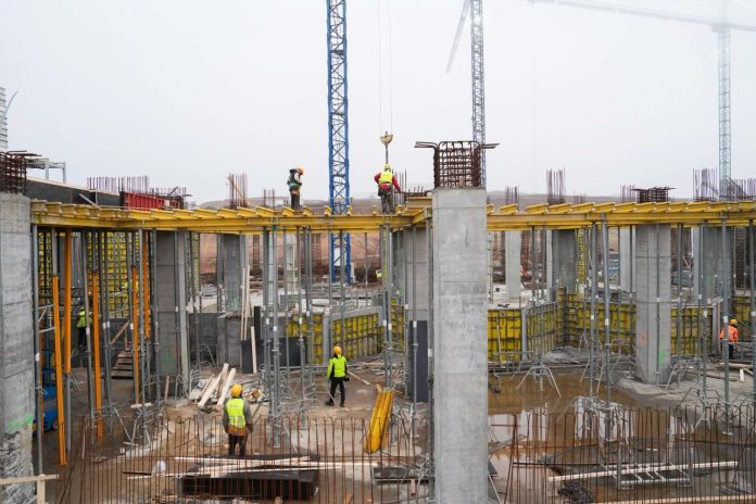 Spitalul Regional de Urgență Craiova avansează rapid, iar lucrările au trecut de 10%