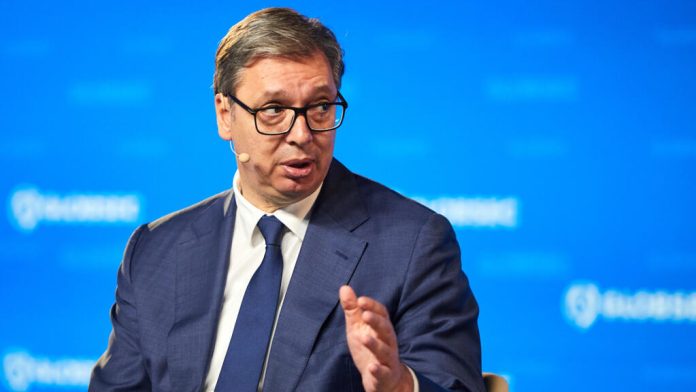 Aleksandar Vucic Aleksandar Vucic, președintele Serbiei, se gândește serios să demisioneze