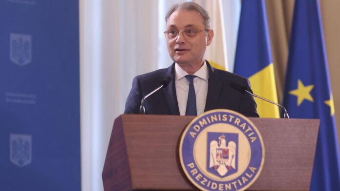 Luca Niculescu Nicușor Dan, propunere-surpriză pentru funcția de premier. Luca Niculescu, numele discutat cu liderii partidelor