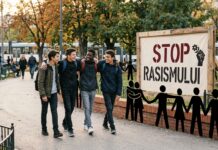 Românii pot reclama online incidentele rasiste și xenofobe. Cum funcționează platforma Stop Rasism Românii pot reclama online incidentele rasiste și xenofobe. Cum funcționează platforma Stop Rasism